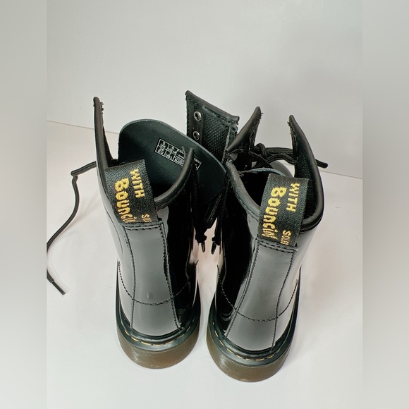 Dr. Martens Patent Leather Boot in Black SZ 7US L - Picture 9 of 10